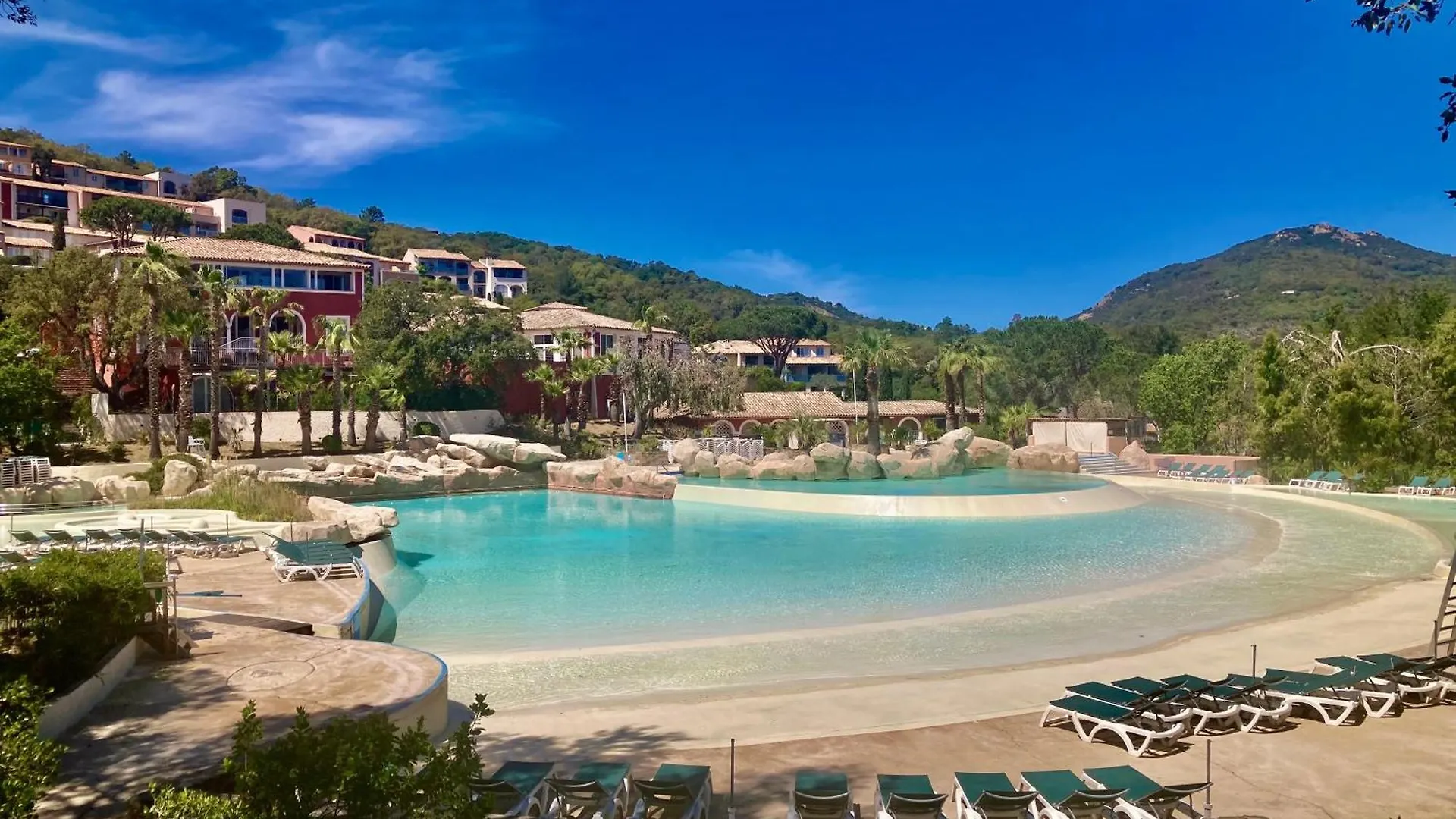 Les Restanques 3 Etoiles 4 A 5 Pers 2143 Apartment Grimaud