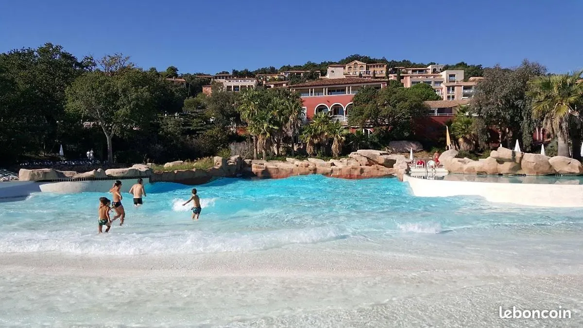 Les Restanques 3 Etoiles 4 A 5 Pers 2143 Apartment Grimaud